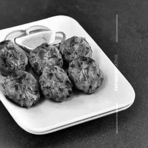 Chicken Lehsuni Cheese Kabab