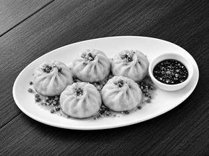 CHILLI OIL CHICKEN DUMPLINGS