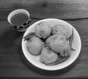Aloo Chop [5 Pcs] + Tetel Jhol