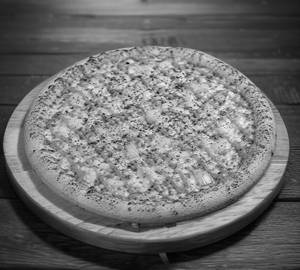 Peri Peri Onion Pizza