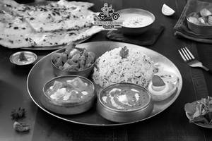 Premium Veg Thali