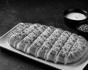 Garlic Breadstick With Cheese Dip