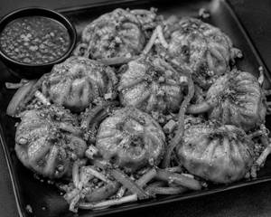 Chatpata Momos[6 Pieces]