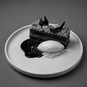 Dark Chocolate & Nuts Gateau