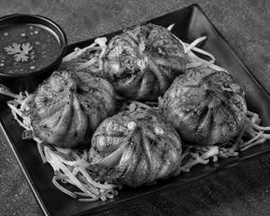 Tandoori Chatpata Momos (4 Pieces)