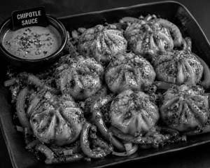 Chipotle Momos[6 Pieces]