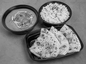Butter Chicken Full + Jeera Rice Plant + 4 Butter Roti