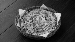 GREEN CHILLI PARANTHA