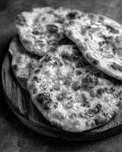 Cheese Garlic Naan