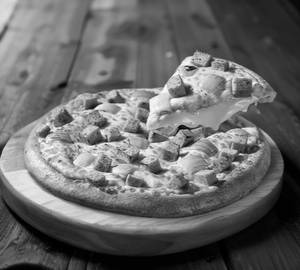 Paneer And Onion Pizza [Regular]