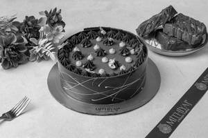 Caramel Chocolate Cake (600 Gms)