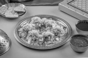 Sev Puri [6 Pieces]