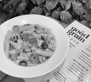 Veg Pink Sauce Pasta