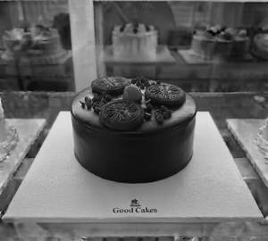Oreo dark chocolate cake eggless [1 pound]