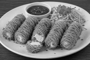 Crispy Threaded Paneer