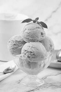 Mango Ice Cream