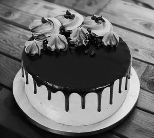 Eggless New Chocolate Truffle Cake [ 650 ] Grams
