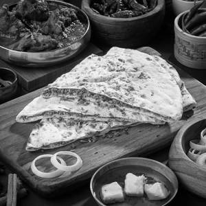 Mutton Keema Naan (1 Pc)
