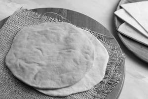 Pita Bread (100% Whole Wheat Bread 2 Pc)