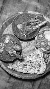 Shree Parivar Special Mutton With 4 Roti