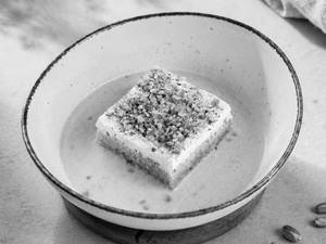 Pistachio Milkcake