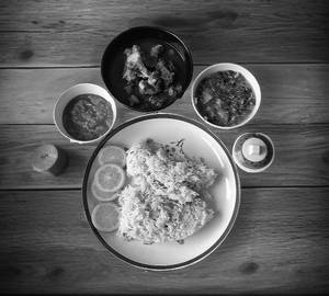 Steamed rice & Beef Curry (Thali)