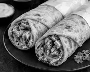Chicken Tikka Roll Paratha