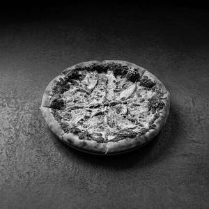 Avocado & Smoked Cheese Pizza