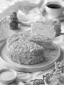 Napoleon Cake
