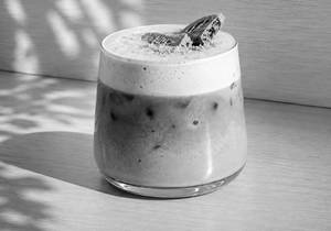 Cookie Butter Matcha Latte