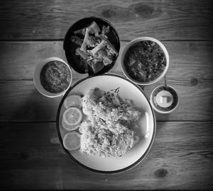Steamed rice, Fresh pork  with bamboo shoot Thali