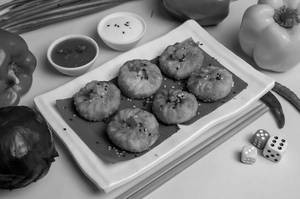 Veg Fried Momos 6 pc