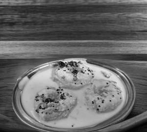 Perugu Vada [3 Vada]