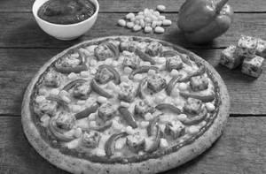 Smokey Paneer Pizza ,
