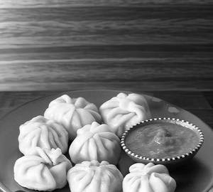 Veg momos