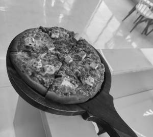 Paneer Peri Peri Pizza