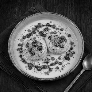 Dahi Vada