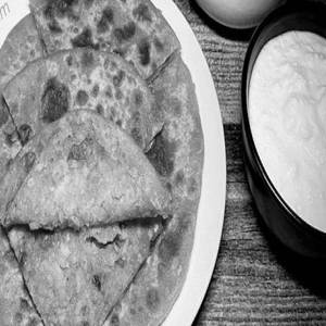 Alu And Onion Paratha