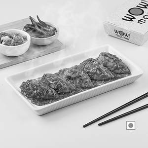 Veg Himalayan Pan Fried Momo in Schezwan Sauce (Spicy)