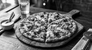 Veg Paneer Tikka Pizza