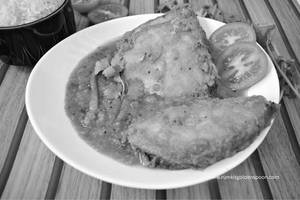 Rehu (Fish) Curry [4 Pcs]