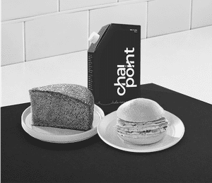 Bun Omelette + Banana Cake + Ginger Chai - Uniflask