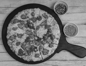 Non Veg Tandoori Pizza [11 Inch]