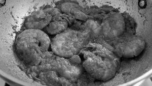 Brown [jhinga] fish curry fry  [100 grams]