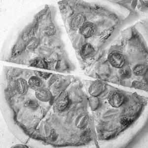 Tomato Pizza