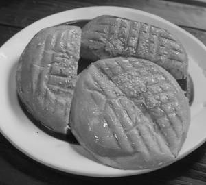 Special Cream Bun Maska