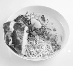 Burmese Khow Suey Chicken