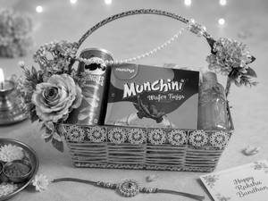 Tohfa Hamper