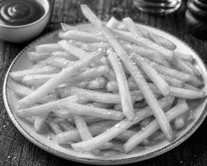 Classic salted fries