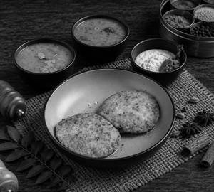 Nallenai Podi Idly [2 Pc]
